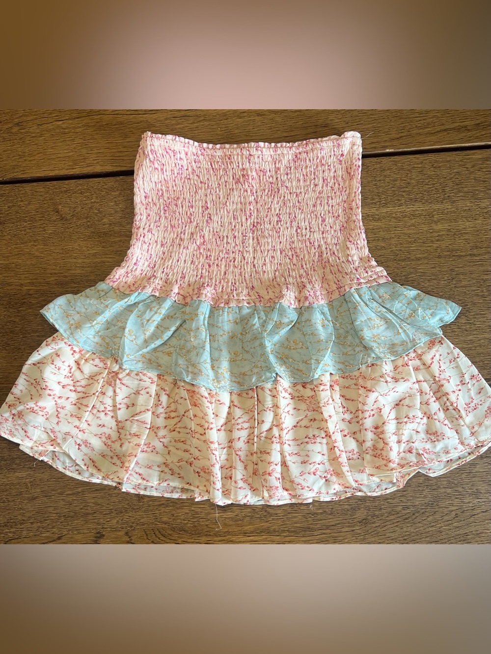 Allison New York Women’s Floral Smocked Tiered Ruffle Mini Skirt Size Small